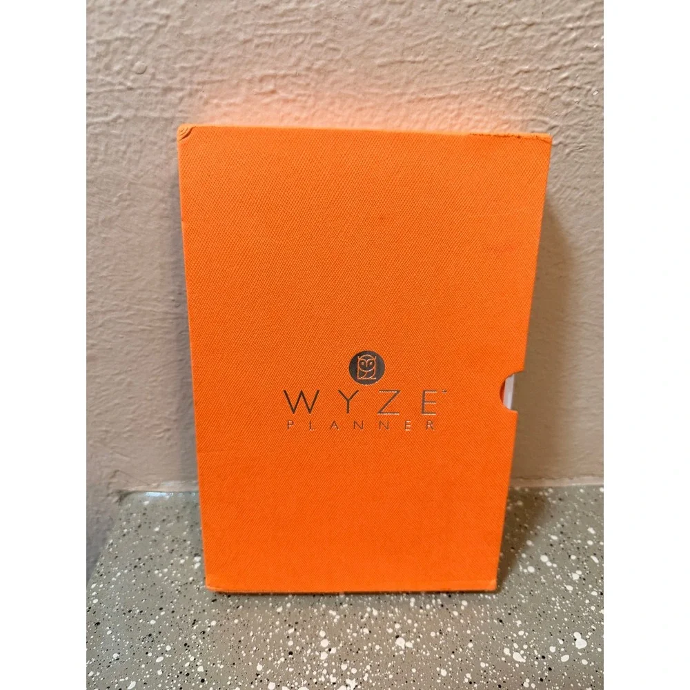 Wyze Planner 3 Month Undated Daily Goal Planner Orange Owl‎ Logo